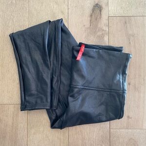Spanx Faux Leather Legging Size Large Black Never Worn